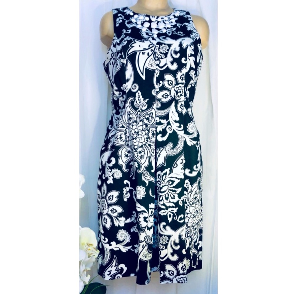 Sandra Darren tank dress bead collar